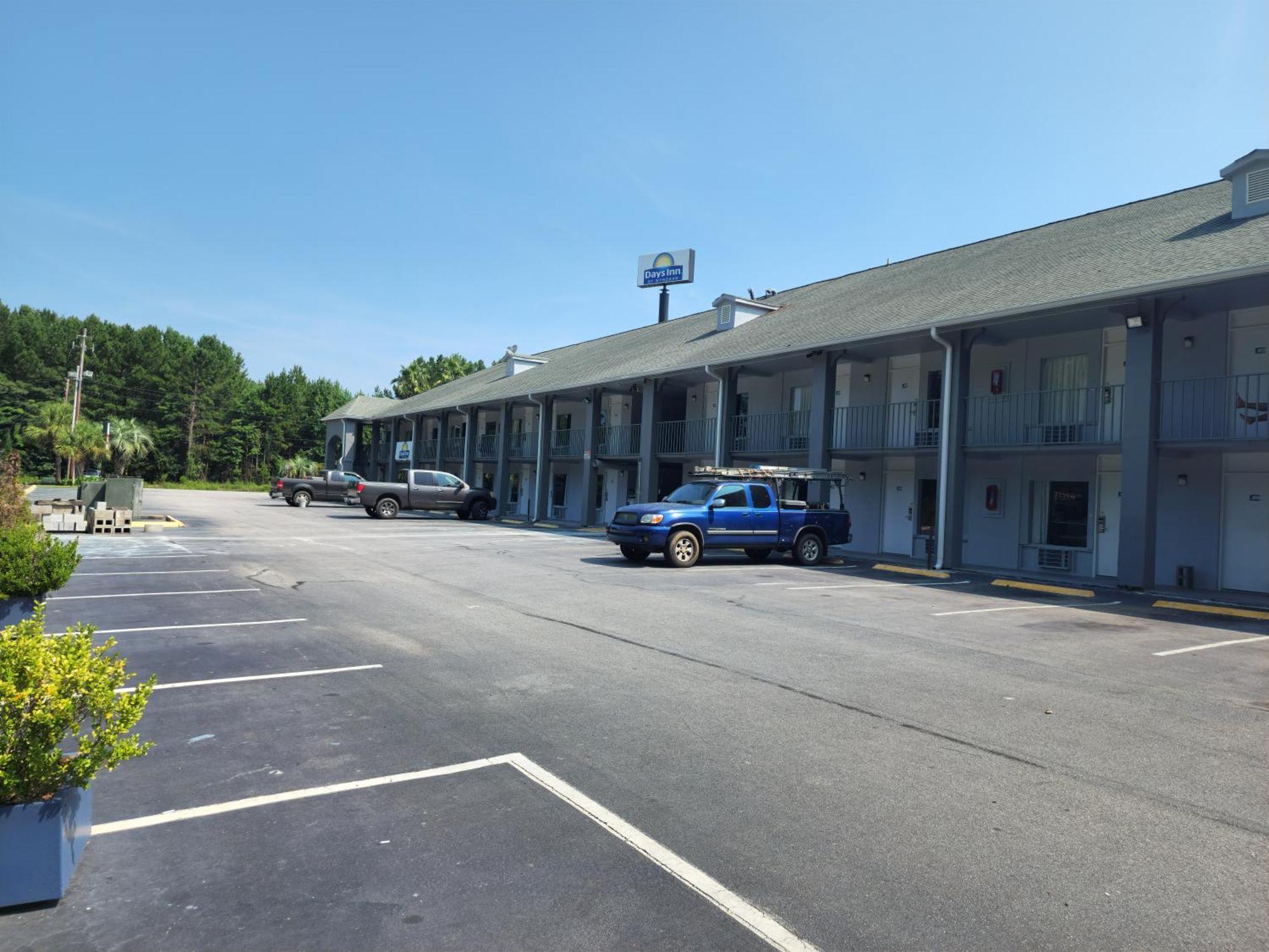 Days Inn By Wyndham Hardeeville Near Hilton Head Экстерьер фото