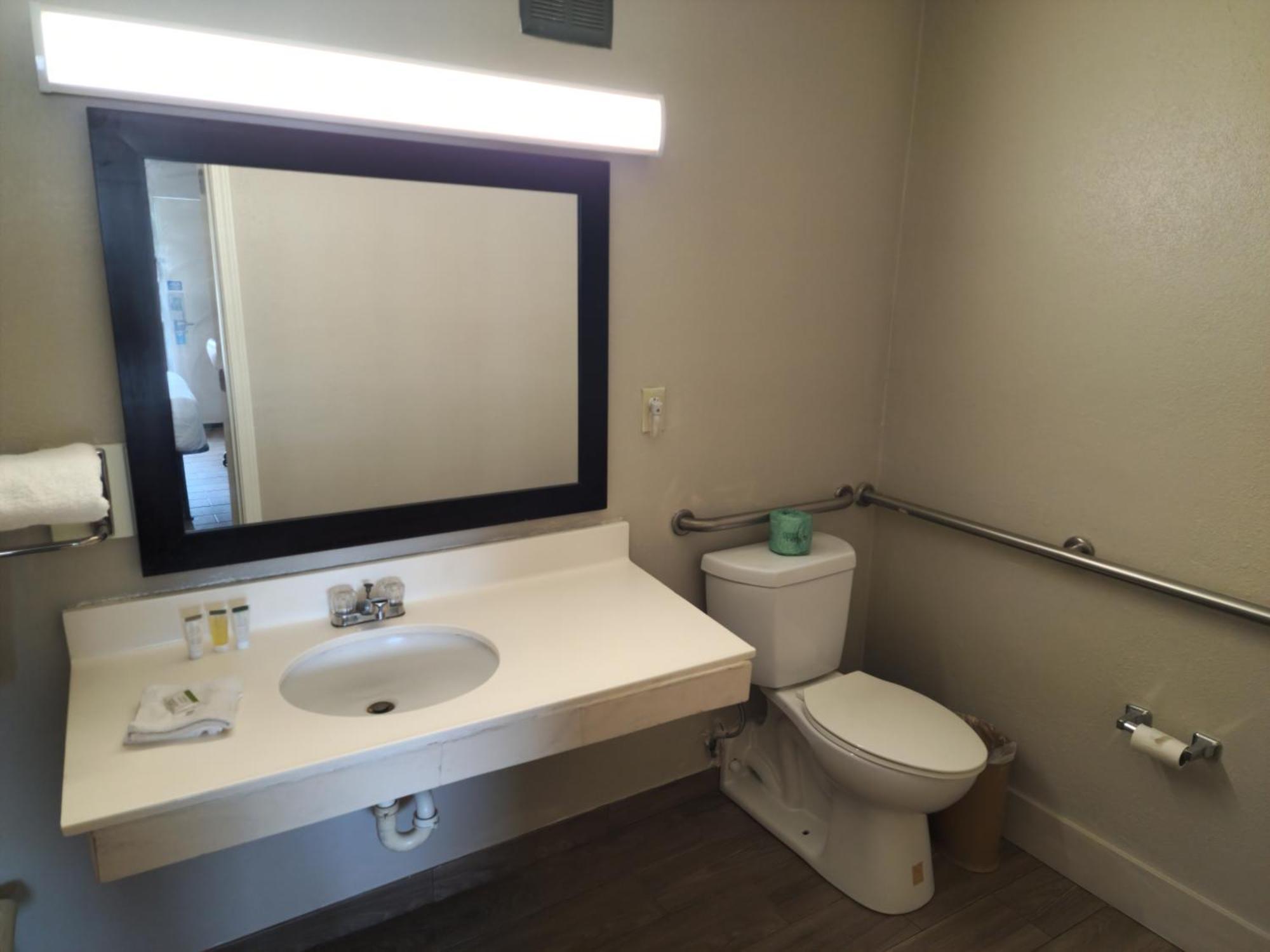 Days Inn By Wyndham Hardeeville Near Hilton Head Экстерьер фото