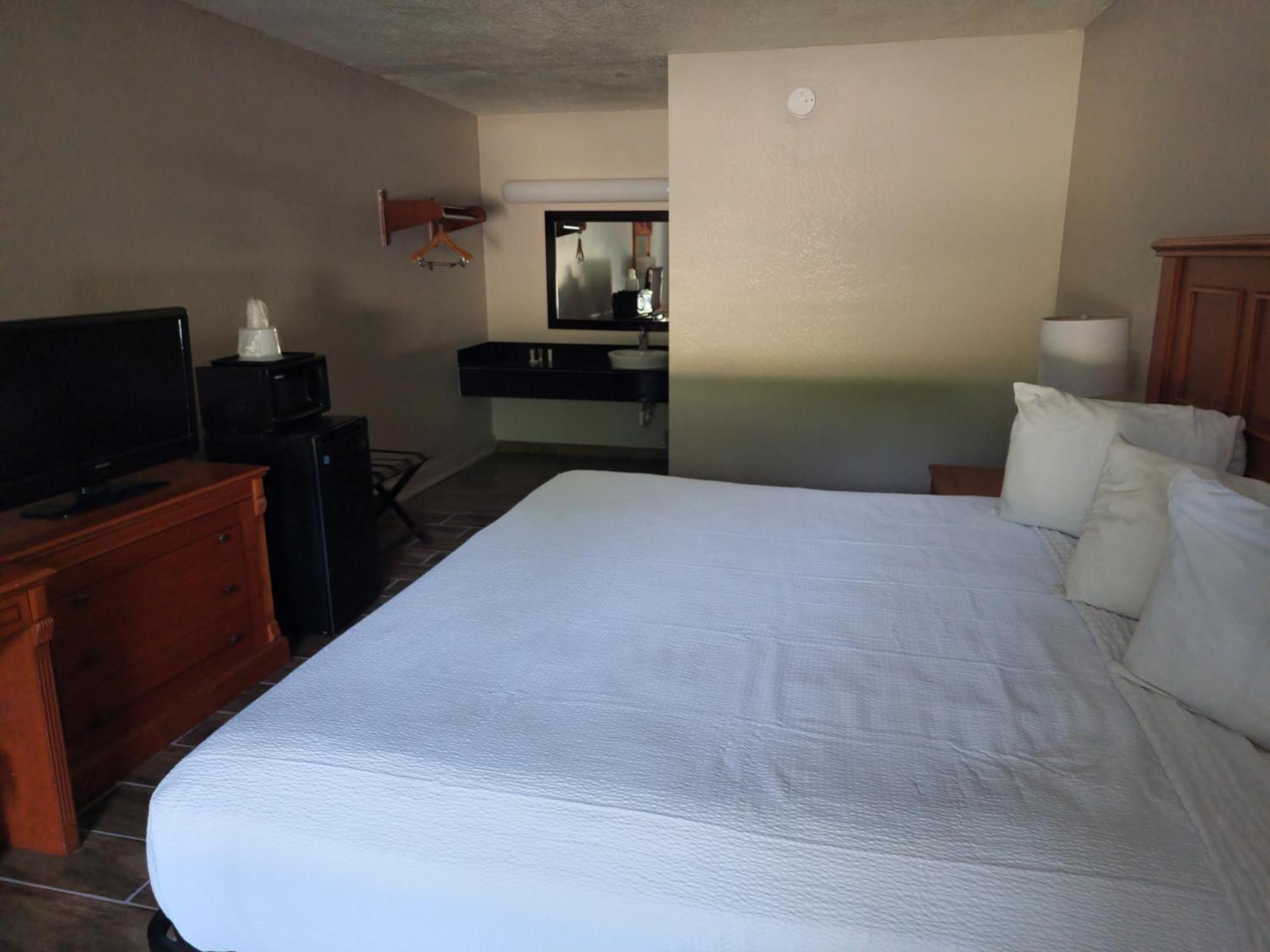 Days Inn By Wyndham Hardeeville Near Hilton Head Экстерьер фото