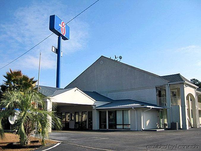 Days Inn By Wyndham Hardeeville Near Hilton Head Экстерьер фото